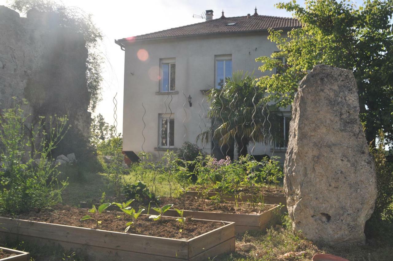 Loustalneou Bed & Breakfast Saint-Pierre-de-Clairac Eksteriør bilde