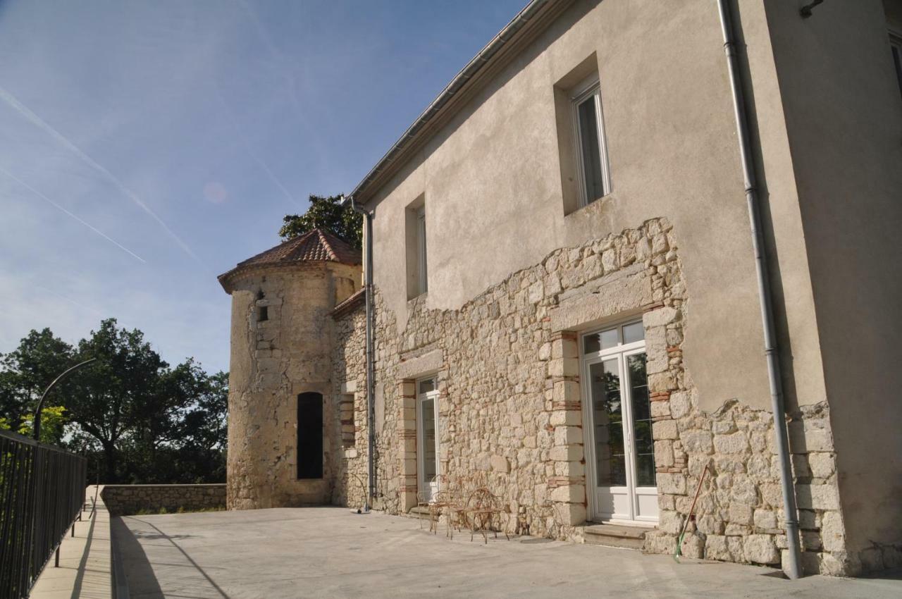 Loustalneou Bed & Breakfast Saint-Pierre-de-Clairac Eksteriør bilde